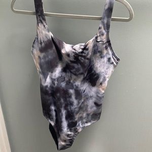 Nike bathing suit. Size large.